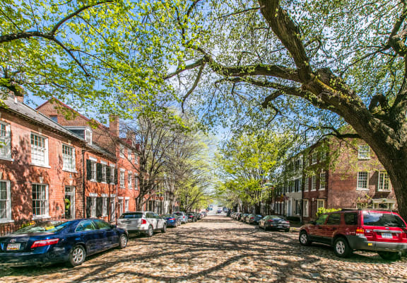 Cobblestone charm of an Alexandria, Virginia street